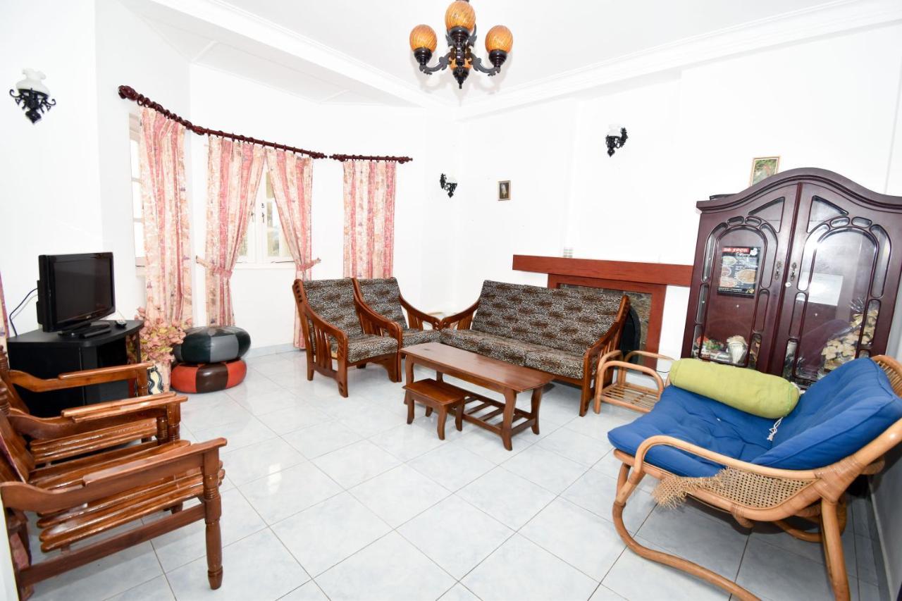 St. Anne Holiday Bunglow نوفارا إيلِيا المظهر الخارجي الصورة