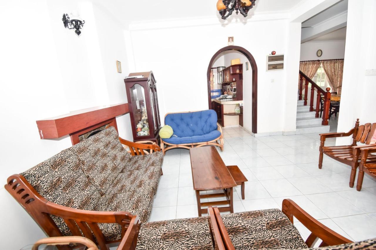 St. Anne Holiday Bunglow نوفارا إيلِيا المظهر الخارجي الصورة